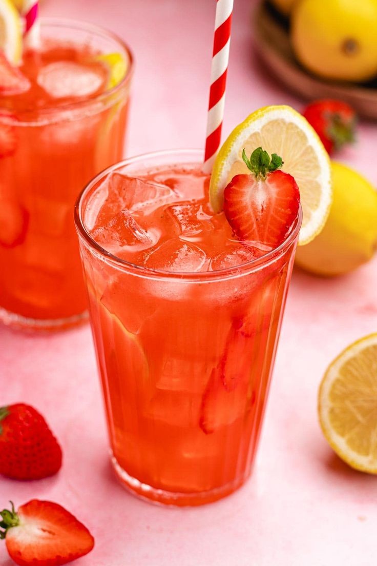 Strawberry lemonade